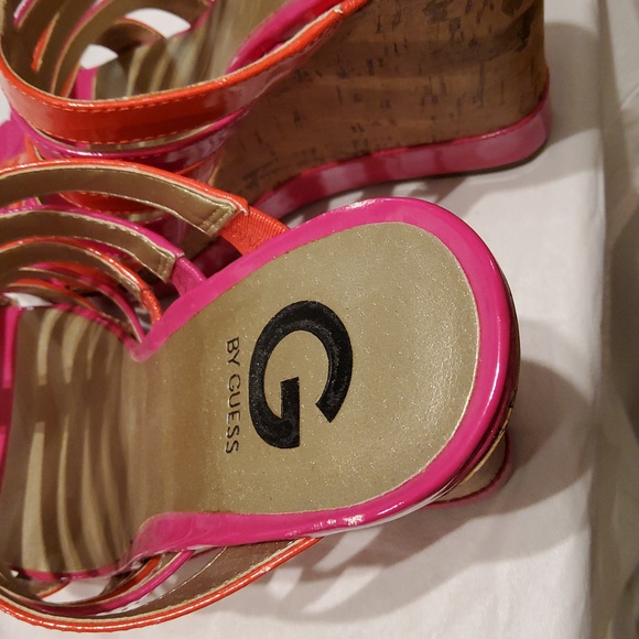 Hot pink wedge sandals - Picture 8 of 8